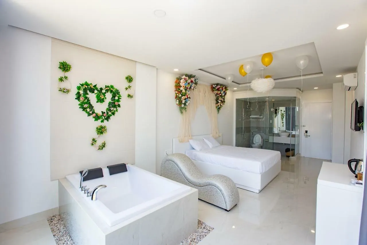 Romely Hotel نها ترانج 0*,  فيتنام