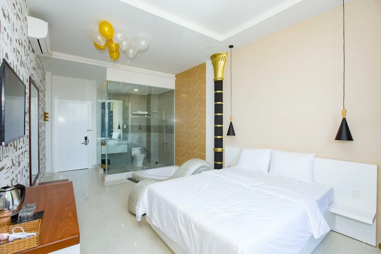Romely Hotel نها ترانج 0*,